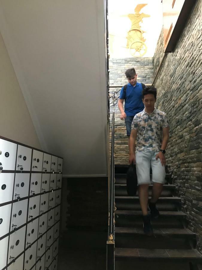 Capsule Hotel Technocave Bișkek Exterior foto